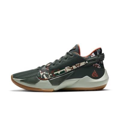 Men Zoom Freak 2 Basketball Shoe