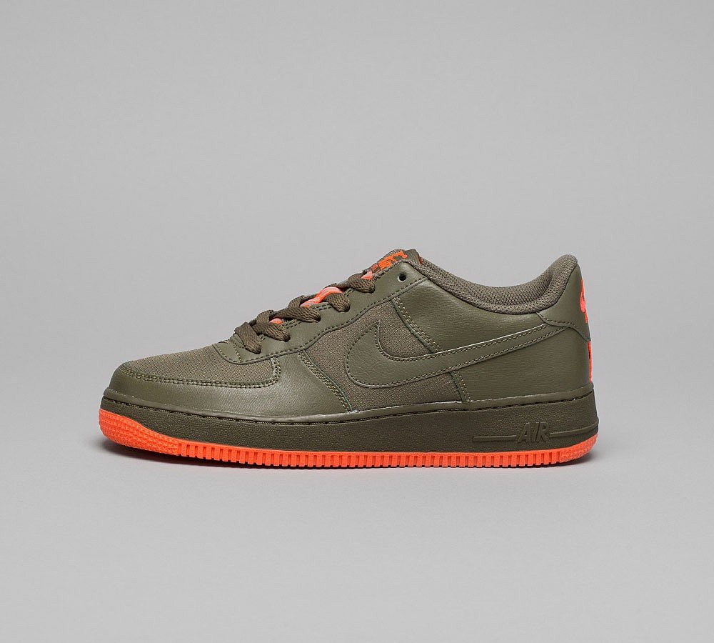 Women Nike Junior Air Force 1 LV8 Trainer | Olive / Crimson
